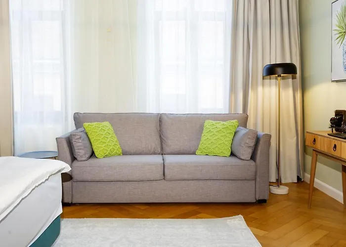 Postavarului8 * Brasov